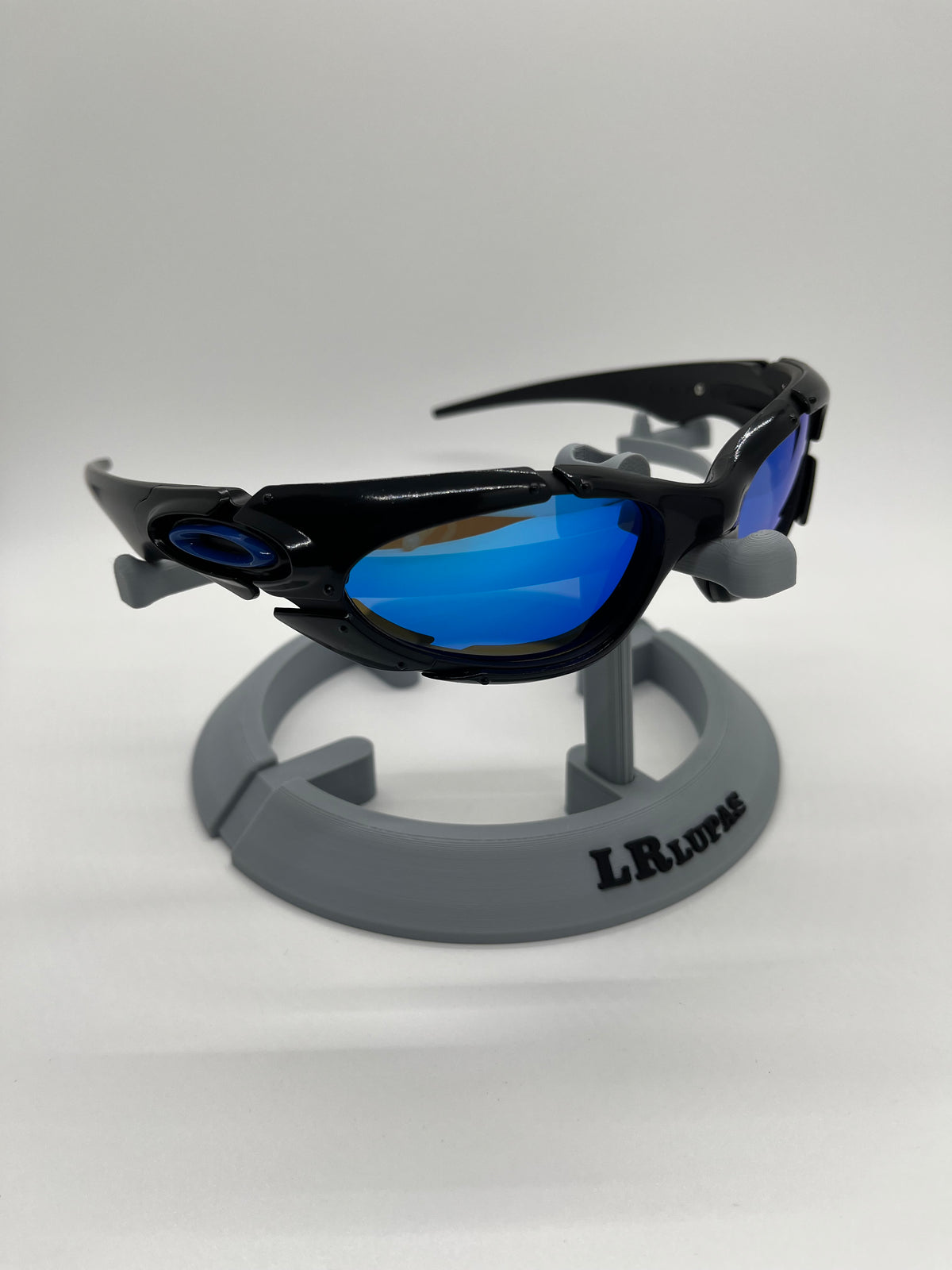 Oakley Plate