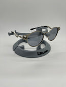 Deadbolt lentes liquid metal
