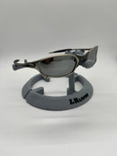 Juliet tio2 lentes liquid metal