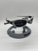 Valve silver lentes black