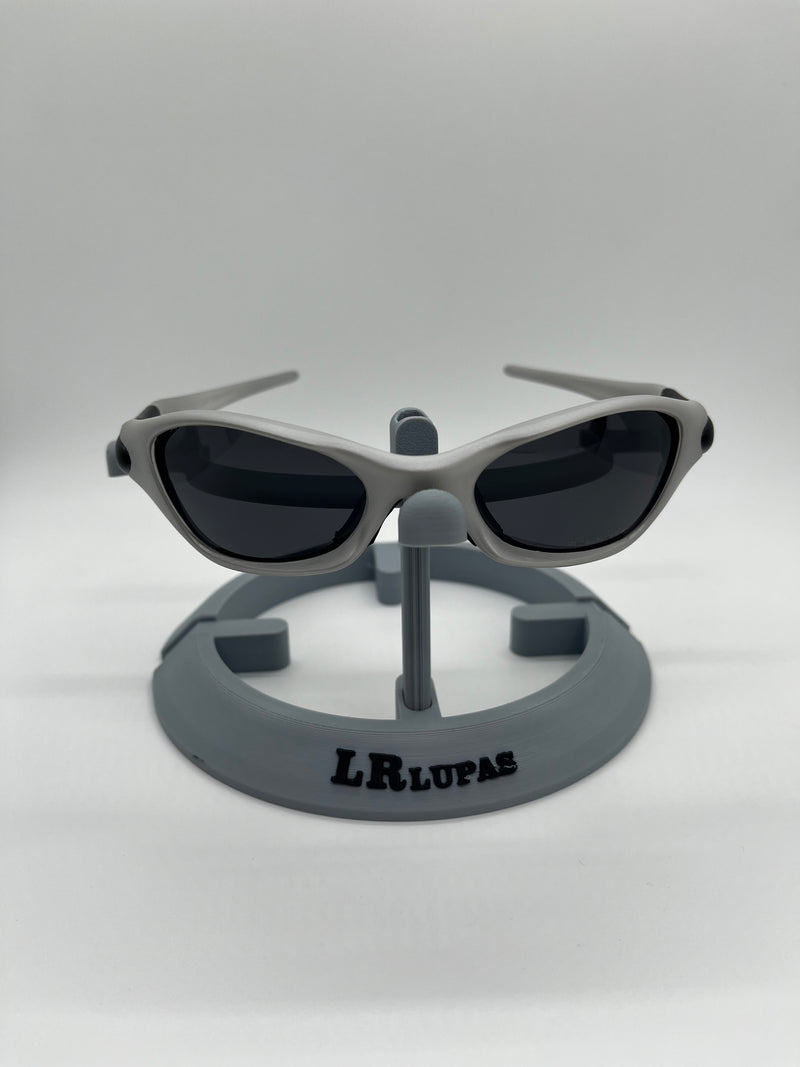 Valve silver lentes black