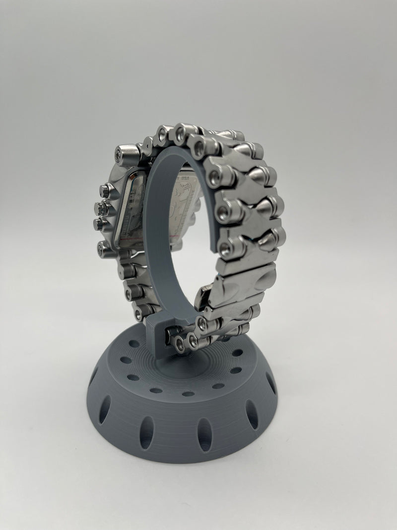 Minute Machine Silver fundo preto