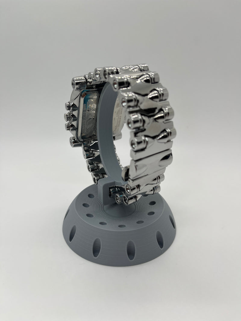 Minute Machine Polished fundo branco