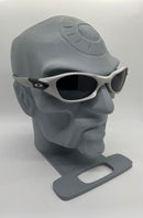 Valve silver lentes black